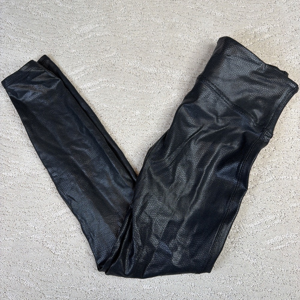 Women's SPANX Medium Faux Leather Snake Skin High Rise Tummy Control Leggings